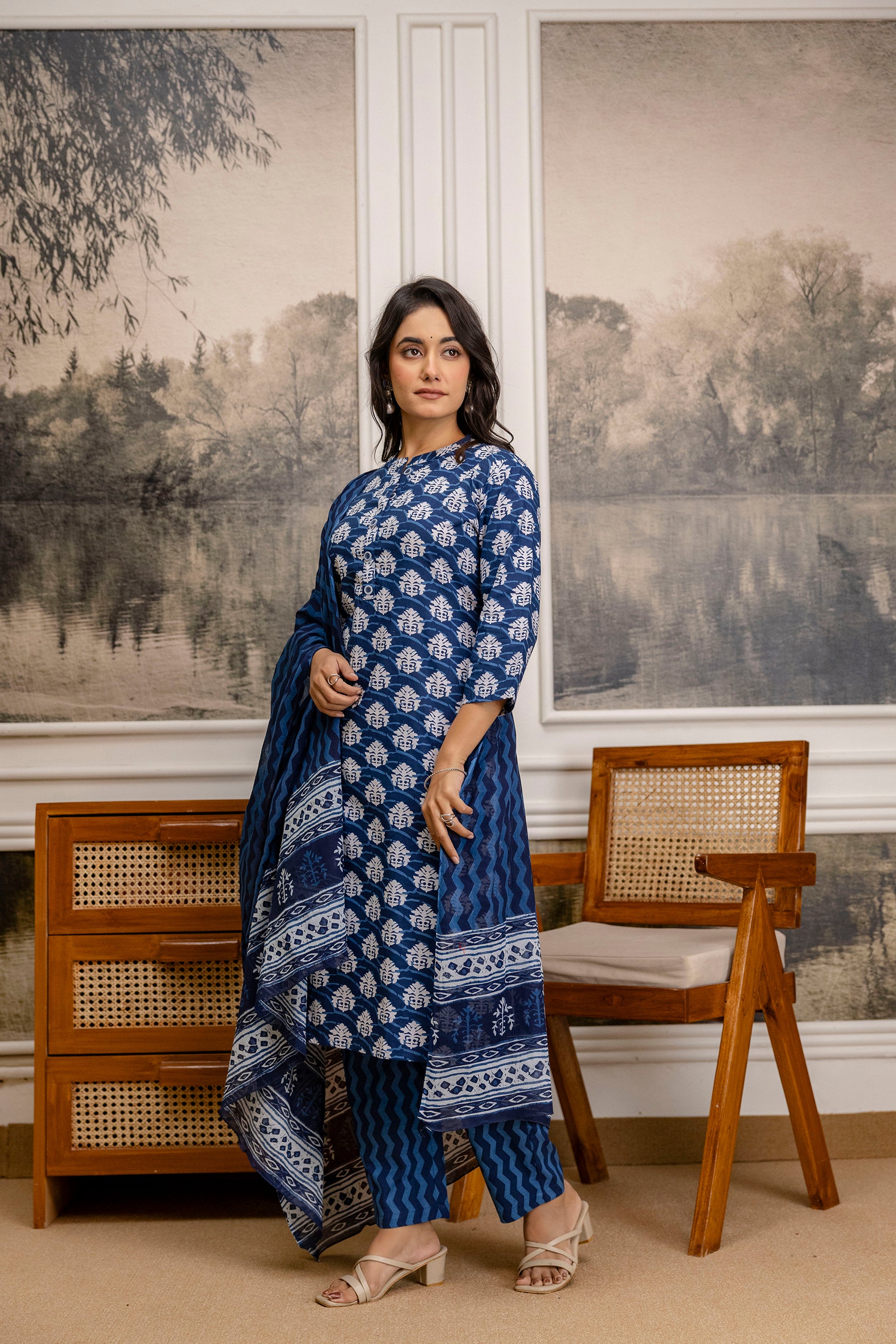Neelkamal Kurta Set