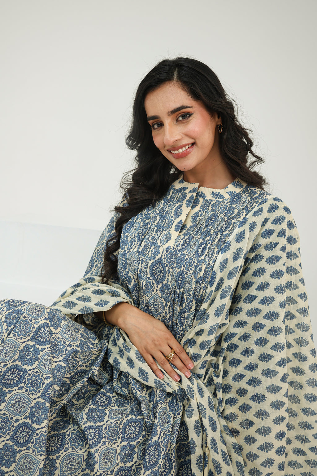Neel Noor Suit Set