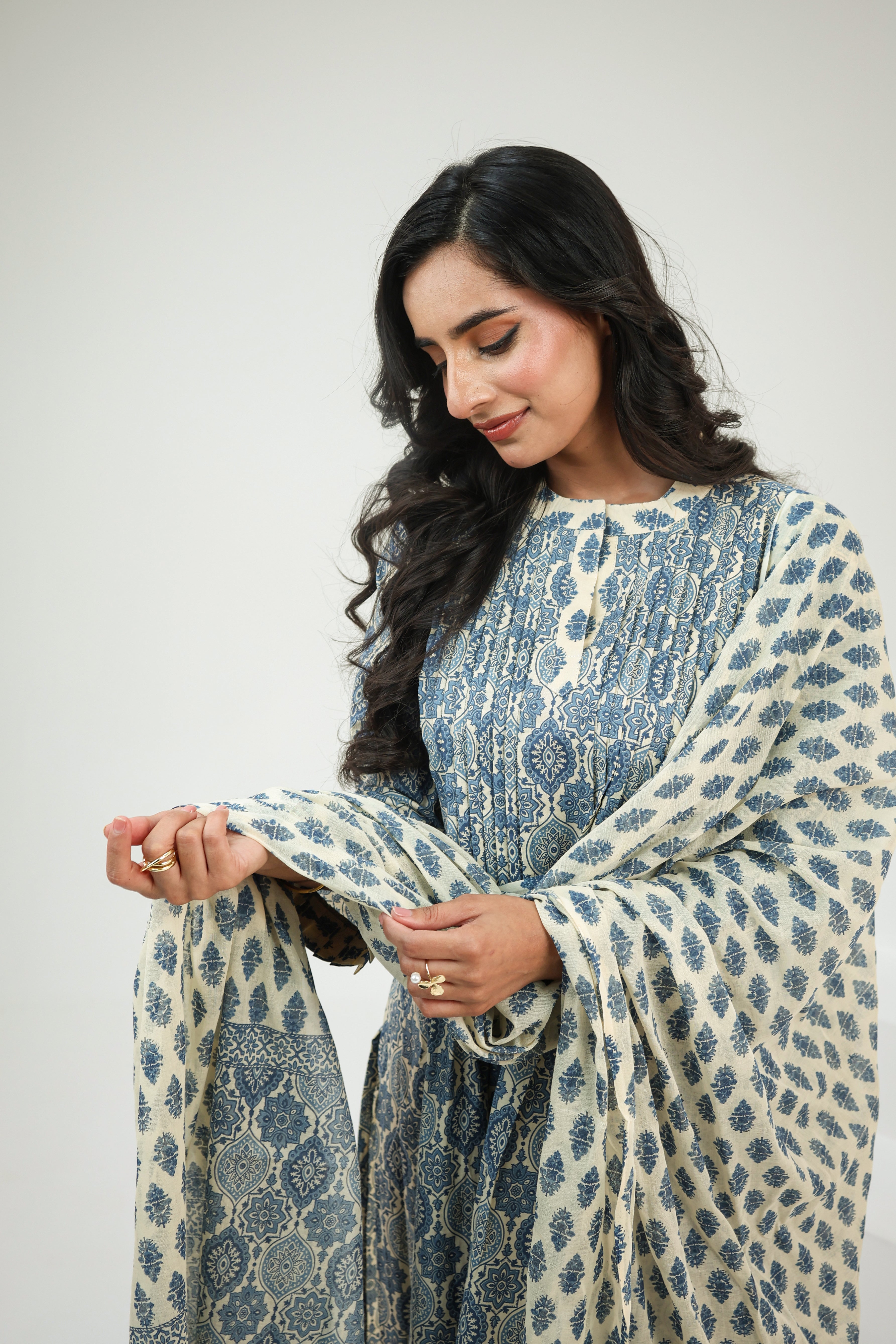 Neel Noor Suit Set